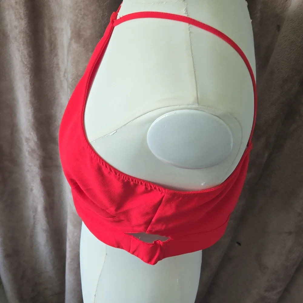 Leith Red Backless Crop‎ Tank Top